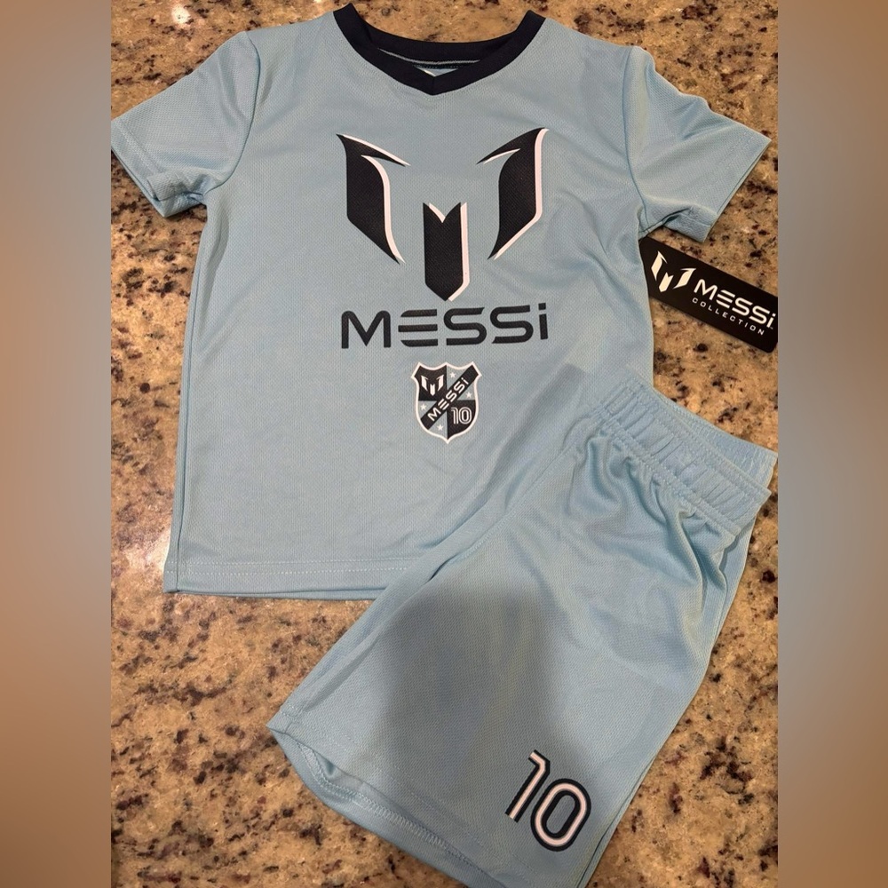 Messi short set NWT